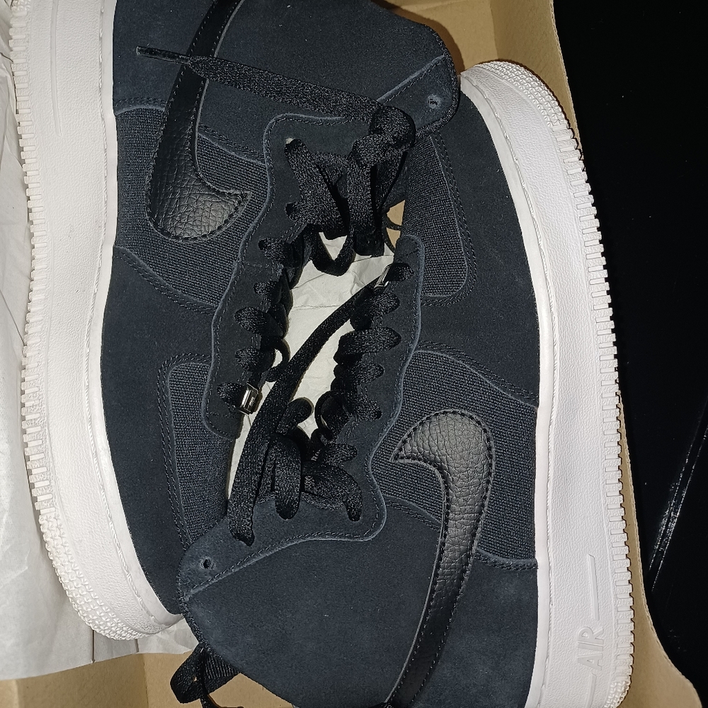 Nike, 7.5 - Hi-Top Nike Air Force 1 One High Top w ankle strap - Black Suede